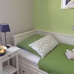 Wohnraum Gaeste- & Boardinghaus 3*
