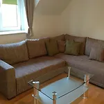 Wohnraum Gaeste- & Boardinghaus 3*