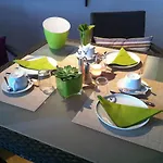 Wohnraum Gaeste- & Boardinghaus 3*