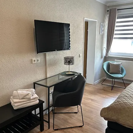 Szálloda Wohnraum Gaeste- & Boardinghaus