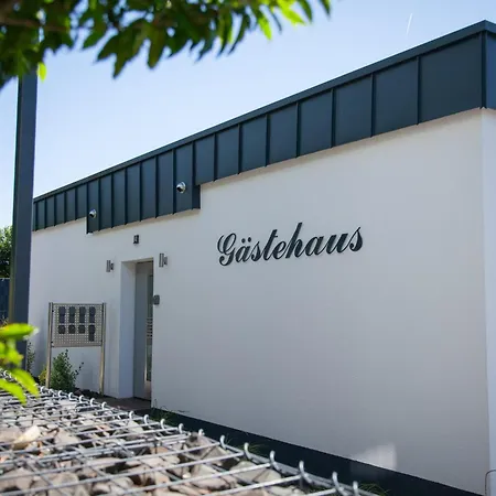 Hotel Wohnraum Gaeste- & Boardinghaus Gusterath