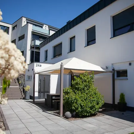 Wohnraum Gaeste- & Boardinghaus Szálloda 3*