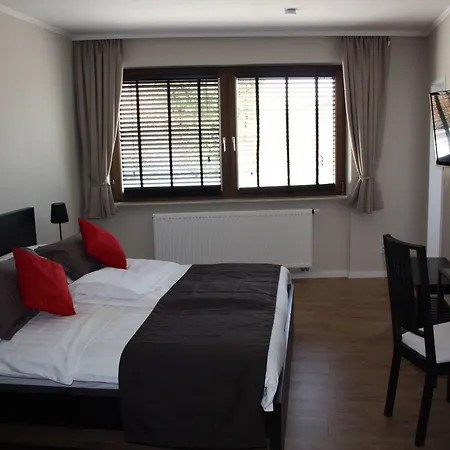 Szálloda Wohnraum Gaeste- & Boardinghaus