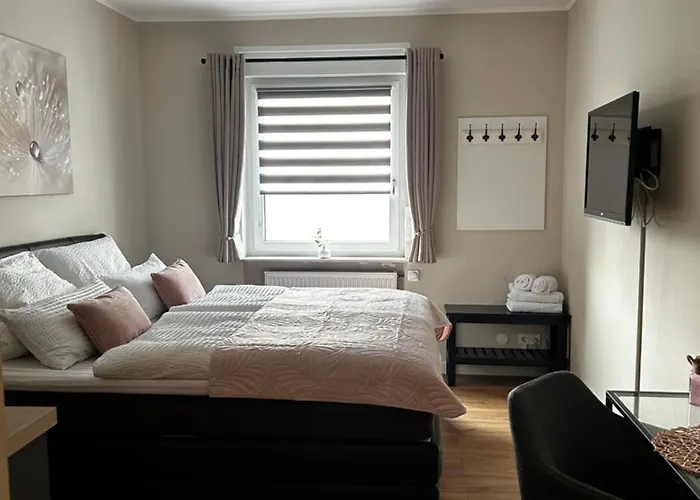 Wohnraum Gaeste- & Boardinghaus ホテル 3*