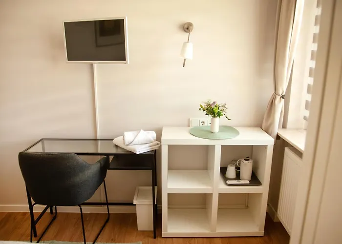 Wohnraum Gaeste- & Boardinghaus ホテル