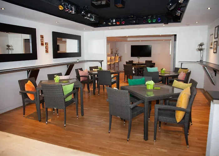 Wohnraum Gaeste- & Boardinghaus 3*