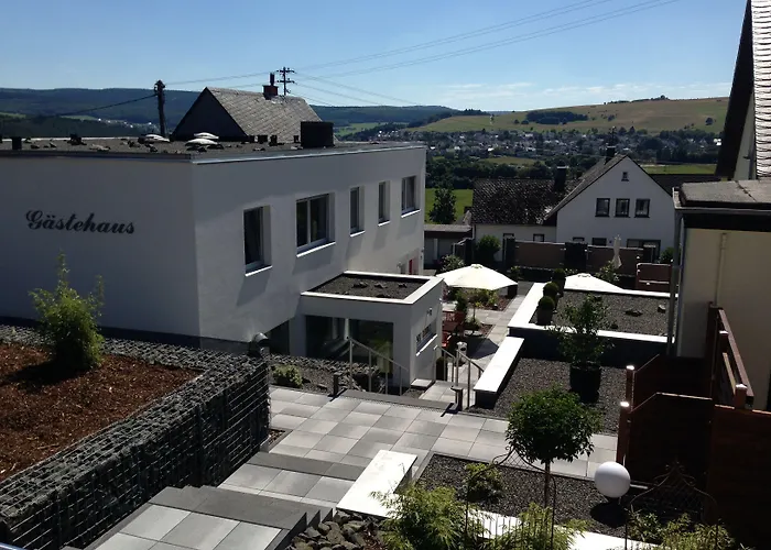 ホテル Wohnraum Gaeste- & Boardinghaus Gusterath