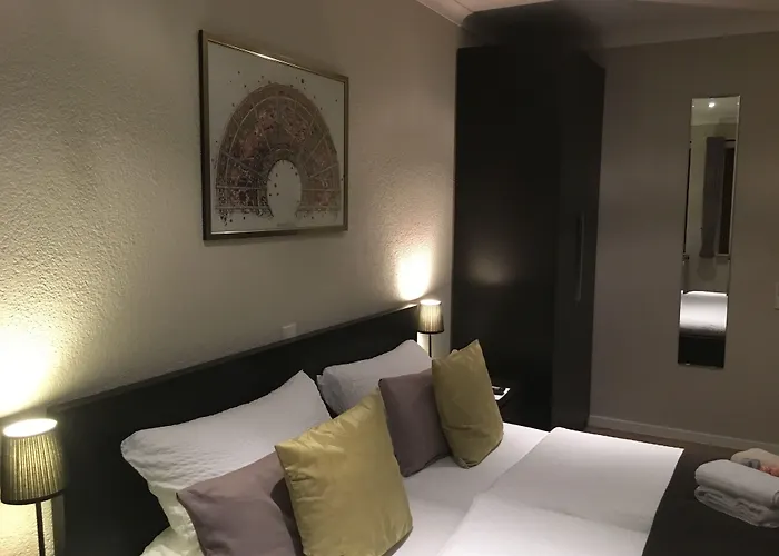 Wohnraum Gaeste- & Boardinghaus ホテル 3*