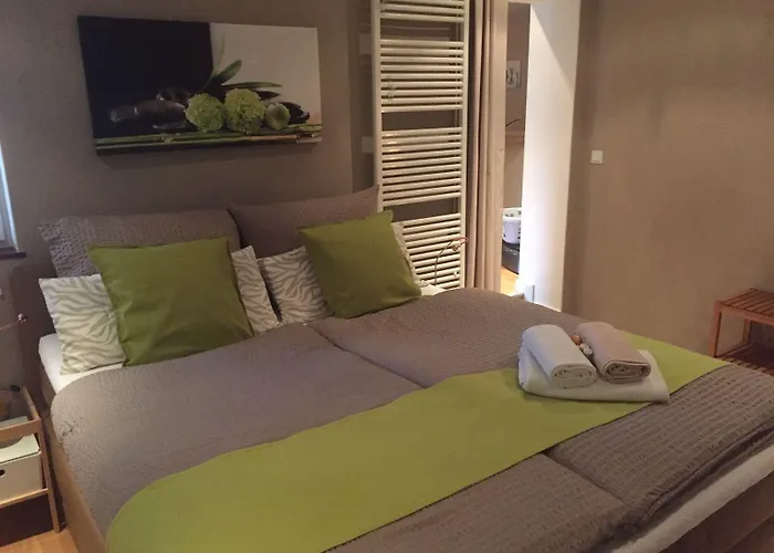 ホテル Wohnraum Gaeste- & Boardinghaus 3*