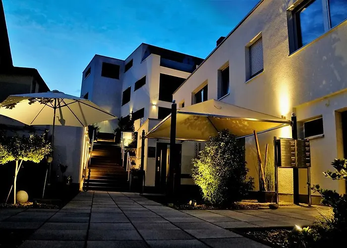 Wohnraum Gaeste- & Boardinghaus ホテル Gusterath